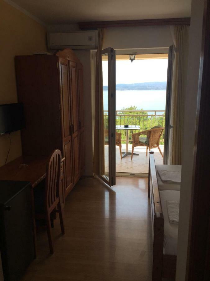 Villa Luka Brela Eksteriør bilde